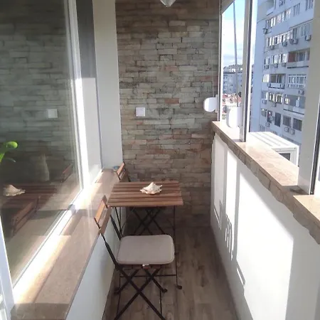 Apartamento Krisiya In