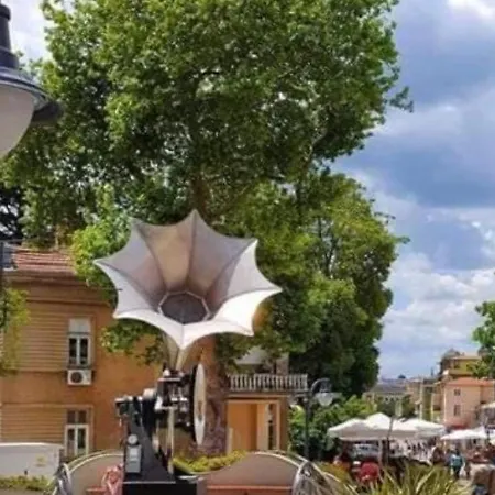 Apartamento Krisiya In